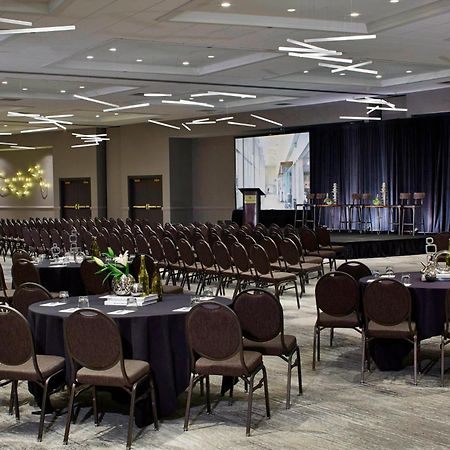 Renaissance St. Louis Airport Hotel Berkeley Екстер'єр фото