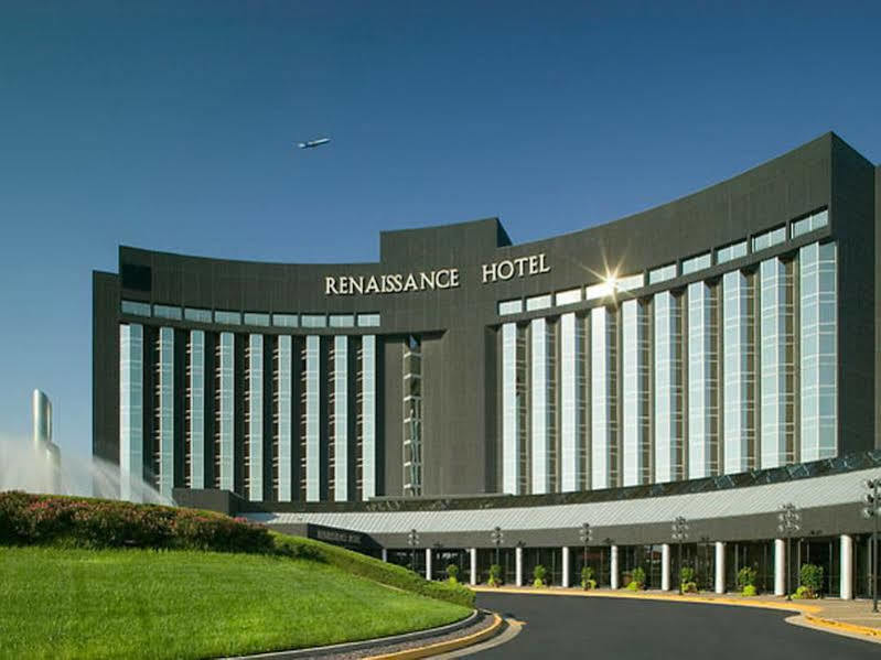 Renaissance St. Louis Airport Hotel Berkeley Екстер'єр фото