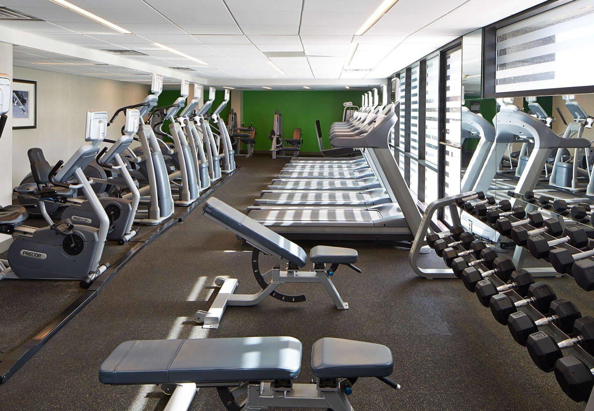 Renaissance St. Louis Airport Hotel Berkeley Екстер'єр фото