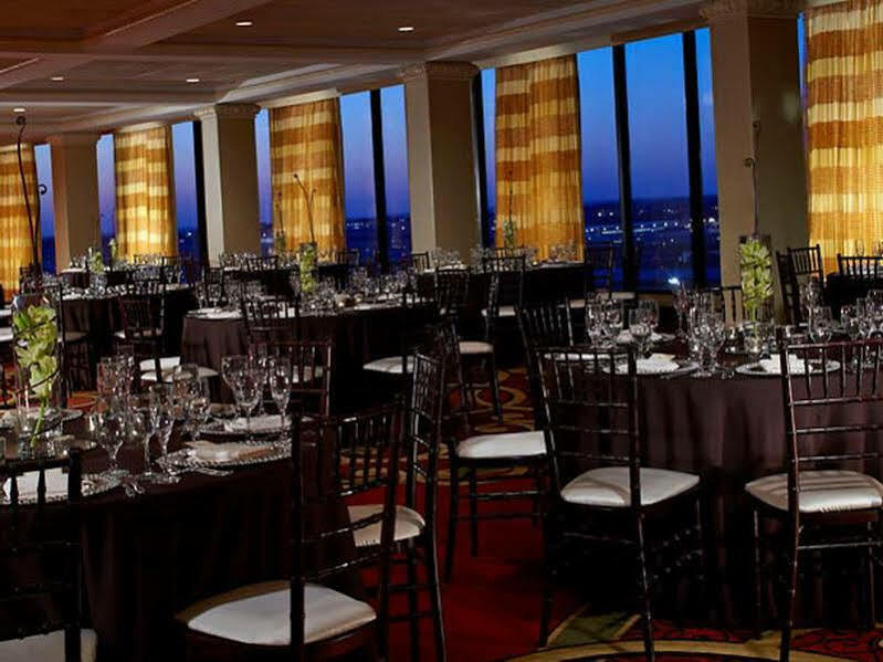 Renaissance St. Louis Airport Hotel Berkeley Екстер'єр фото