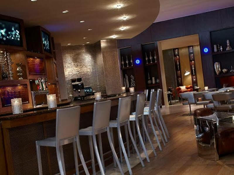 Renaissance St. Louis Airport Hotel Berkeley Екстер'єр фото